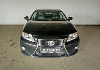 Подержанный автомобиль Lexus ES 2014 года (2 фото)