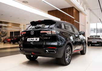 Новый Changan UNI-S 2025 (3 фото)
