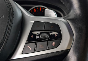 Подержанный автомобиль BMW X4 2021 года (27 фото)