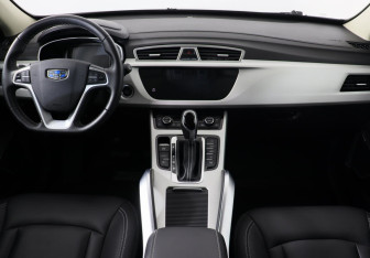 Подержанный автомобиль Geely Atlas 2020 года (6 фото)