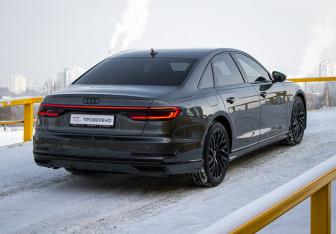 Подержанный автомобиль Audi A8 2019 года (4 фото)