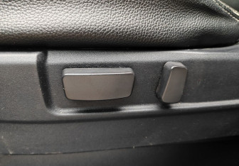 Подержанный автомобиль Mitsubishi Outlander 2012 года (13 фото)