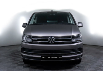 Подержанный автомобиль Volkswagen Multivan 2018 года (2 фото)