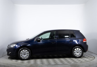 Подержанный автомобиль Volkswagen Golf Hatchback 2011 года (8 фото)