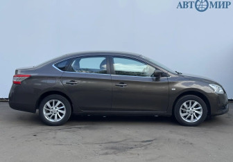 Подержанный автомобиль Nissan Sentra Sedan 2014 года (4 фото)