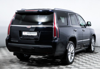 Подержанный автомобиль Cadillac Escalade Suv 2020 года (5 фото)