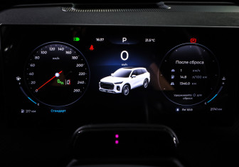 Подержанный автомобиль Chery Tiggo 9 2024 года (16 фото)