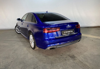 Подержанный автомобиль Audi A6 Sedan 2015 года (6 фото)