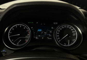 Подержанный автомобиль Toyota Camry Sedan 2020 года (11 фото)