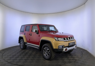 Подержанный автомобиль BAIC BJ40 2023 года (3 фото)
