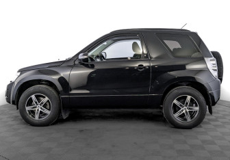 Подержанный автомобиль Suzuki Grand Vitara 2012 года (8 фото)