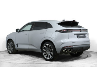 Подержанный автомобиль Changan UNI-K 2023 года (7 фото)