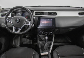 Подержанный автомобиль Renault Arkana 2021 года (13 фото)