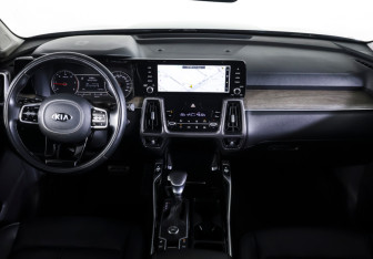 Подержанный автомобиль Kia Sorento 2020 года (15 фото)