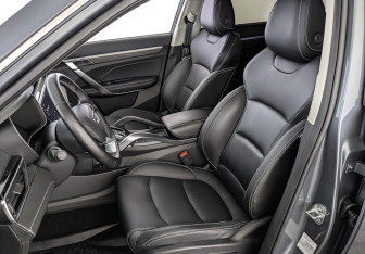 Подержанный автомобиль Geely Atlas Pro 2022 года (20 фото)