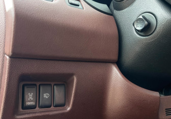 Подержанный автомобиль Infiniti QX50 2013 года (16 фото)