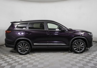 Подержанный автомобиль Chery Tiggo 8 Pro Max 2023 года (4 фото)