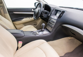 Подержанный автомобиль Infiniti G Sedan 2013 года (9 фото)