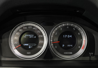 Подержанный автомобиль Volvo S80 2011 года (11 фото)