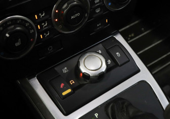 Подержанный автомобиль Land Rover Freelander 2011 года (11 фото)