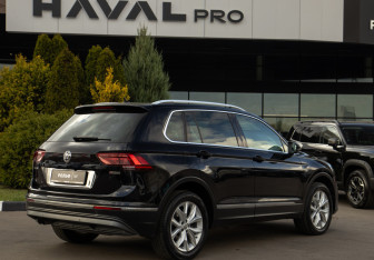 Подержанный автомобиль Volkswagen Tiguan 2019 года (4 фото)