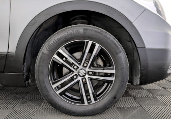 Подержанный автомобиль Suzuki SX4 Hatchback 2013 года (18 фото)