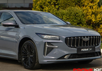 Подержанный автомобиль Geely Preface 2024 года (16 фото)