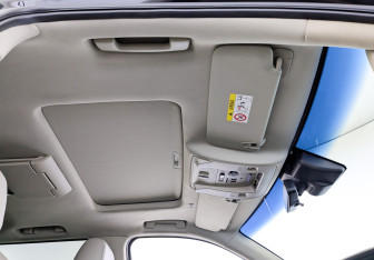 Подержанный автомобиль Cadillac Escalade Suv 2019 года (25 фото)