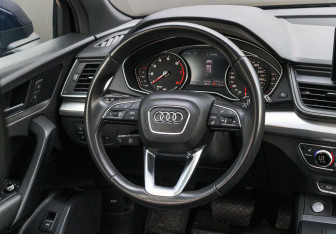 Подержанный автомобиль Audi Q5 2019 года (13 фото)