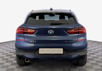 Подержанный автомобиль BMW X2 2021 года (6 фото)