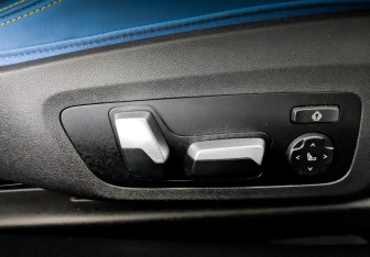 Подержанный автомобиль BMW M4 Coupe 2021 года (25 фото)