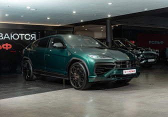 Подержанный автомобиль Lamborghini Urus 2025 года (3 фото)
