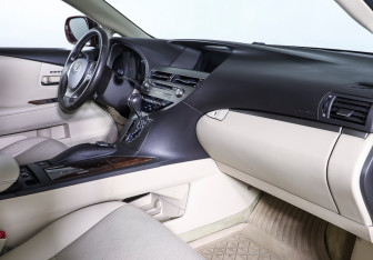 Подержанный автомобиль Lexus RX 2013 года (11 фото)