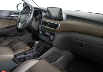 Подержанный автомобиль Hyundai Tucson 2020 года (9 фото)