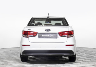Подержанный автомобиль Kia Rio Sedan 2017 года (6 фото)