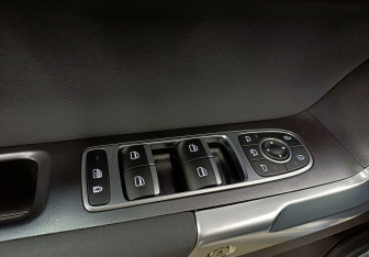 Подержанный автомобиль Jaecoo J7 2024 года (21 фото)