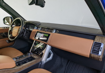 Подержанный автомобиль Land Rover Range Rover 2019 года (3 фото)