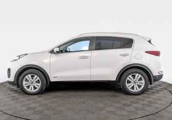 Подержанный автомобиль Kia Sportage 2018 года (8 фото)