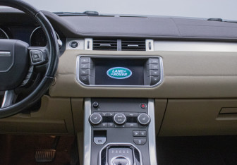 Подержанный автомобиль Land Rover Range Rover Evoque 2018 года (14 фото)