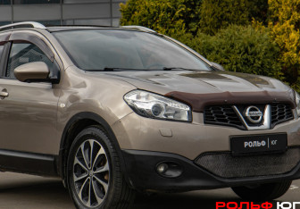 Подержанный автомобиль Nissan Qashqai 2012 года (17 фото)