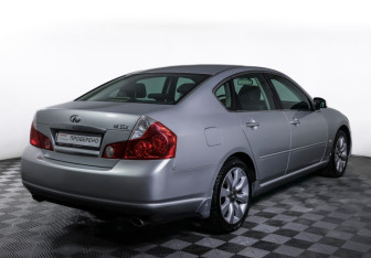 Подержанный автомобиль Infiniti M Sedan 2007 года (5 фото)