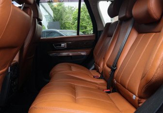 Подержанный автомобиль Land Rover Range Rover Sport 2011 года (9 фото)