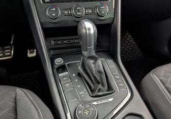 Подержанный автомобиль Volkswagen Tiguan 2018 года (27 фото)