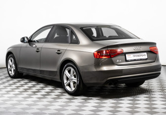 Подержанный автомобиль Audi A4 Sedan 2014 года (7 фото)