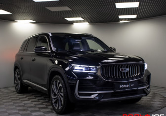 Подержанный автомобиль Geely Monjaro 2023 года (26 фото)