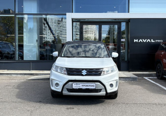 Подержанный автомобиль Suzuki Vitara 2016 года (2 фото)