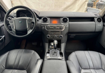 Подержанный автомобиль Land Rover Discovery 2011 года (9 фото)