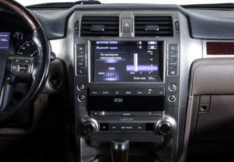 Подержанный автомобиль Lexus GX 2017 года (14 фото)