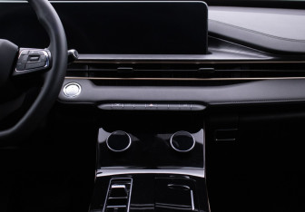 Подержанный автомобиль Exeed LX 2024 года (14 фото)