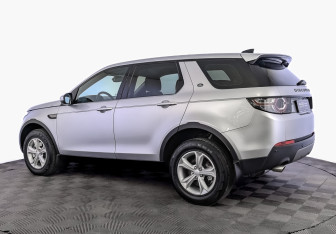 Подержанный автомобиль Land Rover Discovery Sport 2018 года (7 фото)